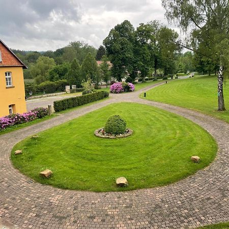 Hotel Schloss Hoehnscheid Bad Arolsen Exterior foto