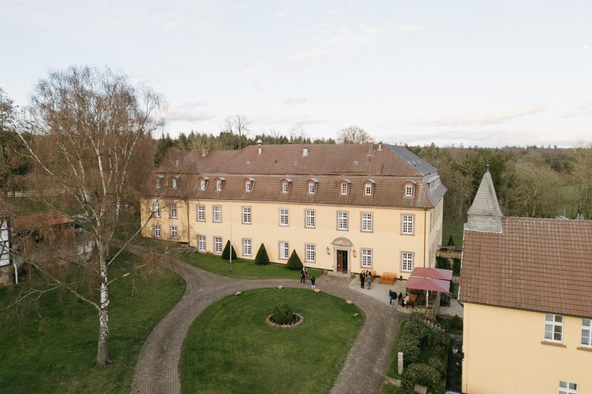 Hotel Schloss Hoehnscheid Bad Arolsen Exterior foto